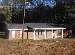 583 Blue Bird Ln, Carthage, MS 39051