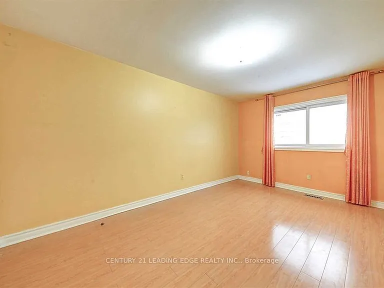 45 Burkwood Cres — Photo 21
