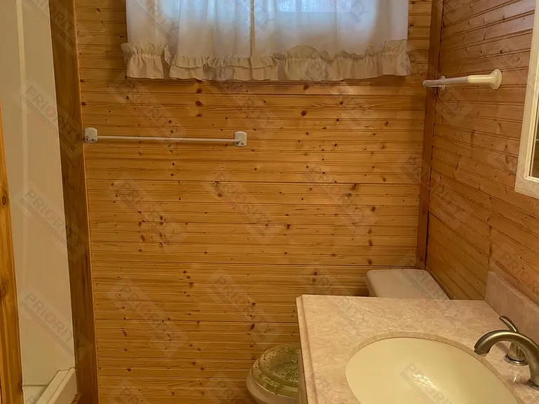 208 E Sunset Dr — Photo 10