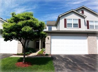 8975 Comstock Ln N, Maple Grove, MN 55311