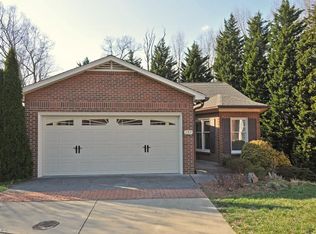 157 Club Pointe Dr, Winston Salem, NC 27104