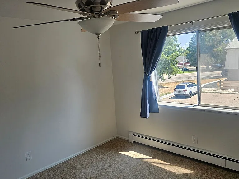 905 E Swallow Rd #4 — Photo 8