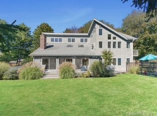 86 Old Black Point Rd, Niantic, CT 06357