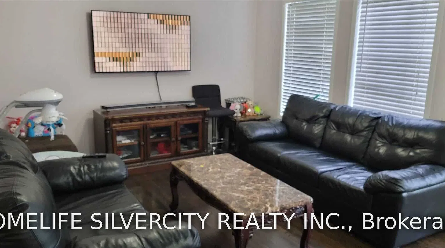 3 bed, $2,900 — Photo 2