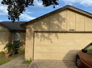 12146 E Marsham Cir, Houston, TX 77066