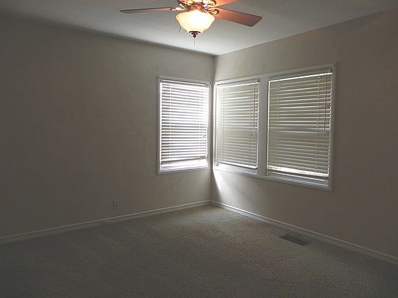 3rd image of 140 El Verano
