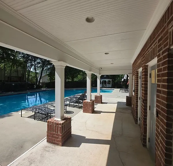 2179 Dillard Xing — Photo 28
