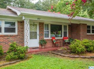 867 3rd Ave NW, Arab, AL 35016