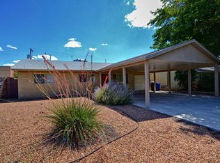 1044 Wade Cir NE, Albuquerque, NM 87112