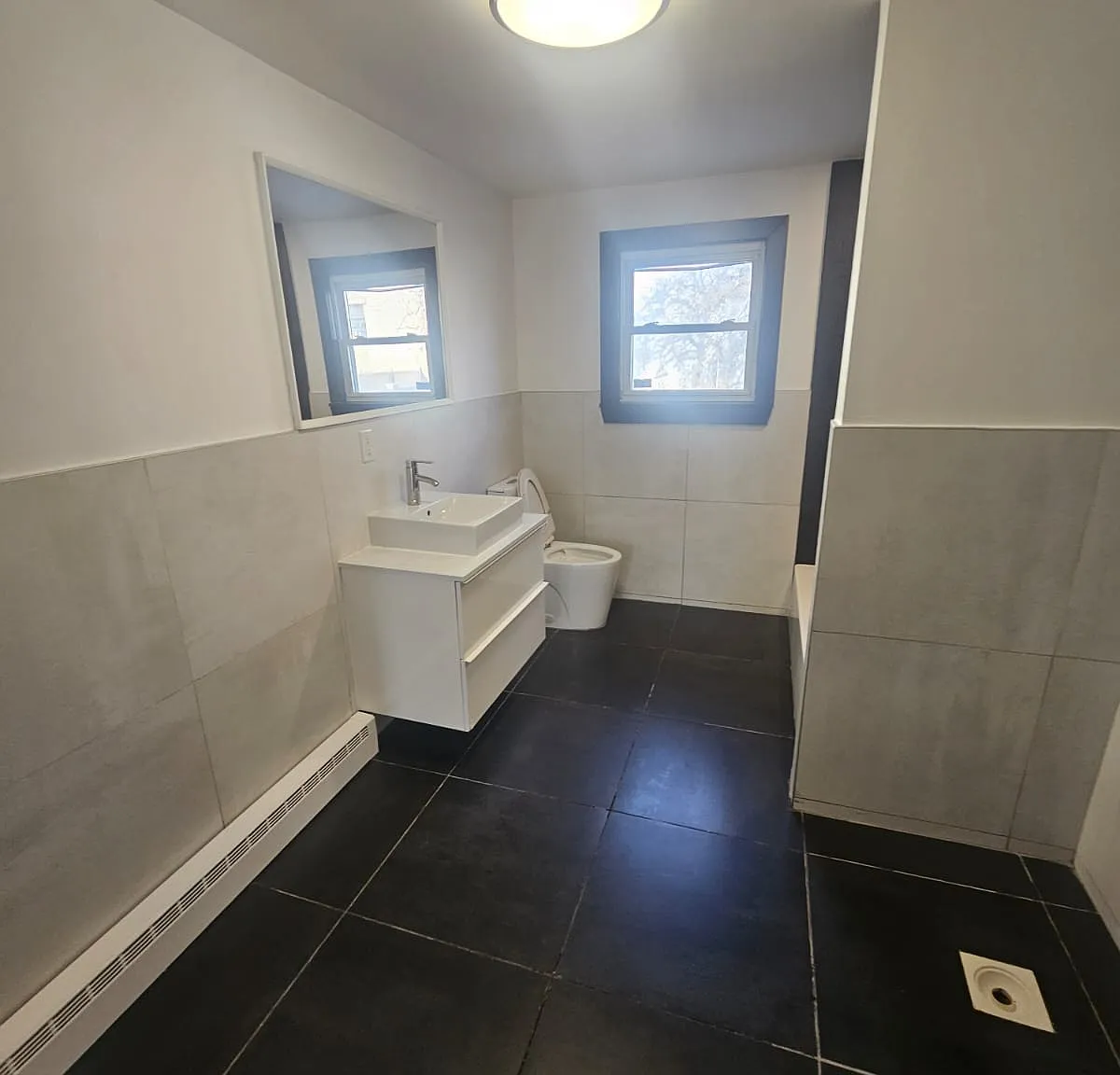 3 bed, 1668 sqft, $3,400 — Photo 2
