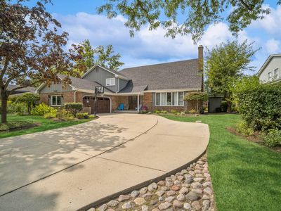 940 Sutton Dr, Northbrook, IL, 60062