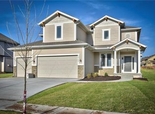 10789 Race St, Olathe, KS 66061