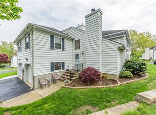 2202 Buckingham Cir #100, Middletown, NJ 07748