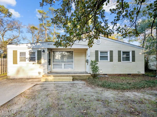 2417 Monroe Street, Wilmington, NC 28401