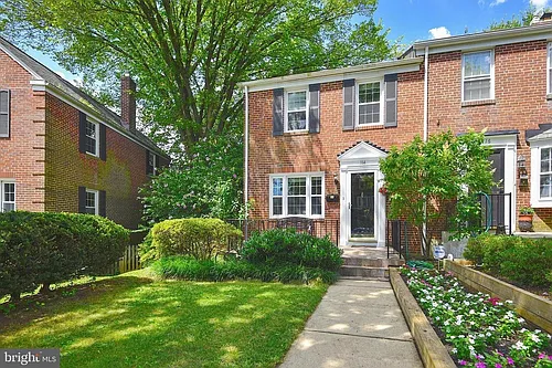 114 Brandon Rd Photo 1