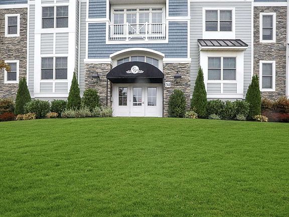 3rd image of 34201 Winterberry Dr #201