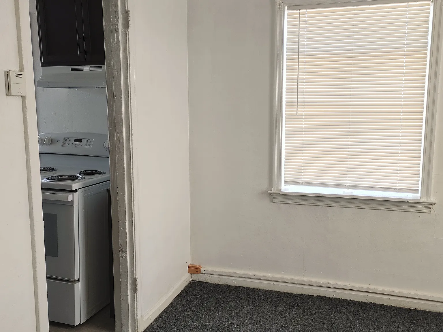 Studio, 475 sqft, $1,200 — Photo 2