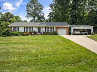 5304 Hiddenbrook Dr, Mc Leansville, NC 27301