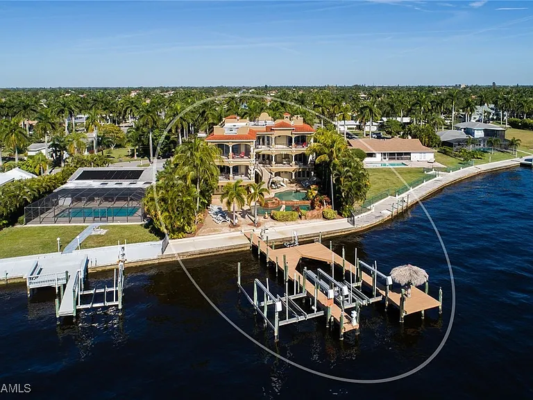 232 Bayshore Dr — Photo 4