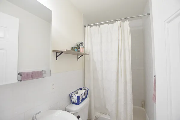 Rented by Compass | media 12