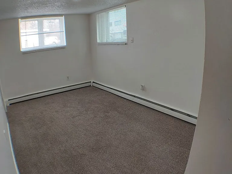 8020 Boundary Ave — Photo 5