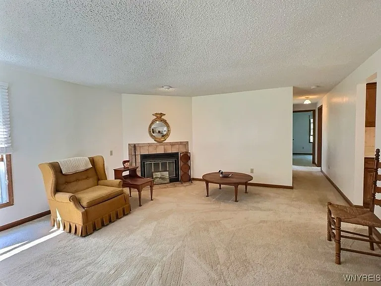 16 Hubbardston Pl — Photo 10