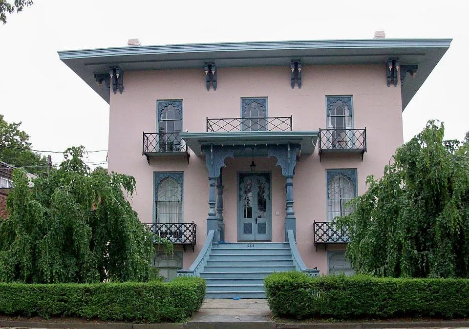 Willis Bristol Mansion