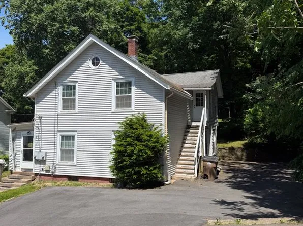 11 Hammond St, Vernon, CT 06066