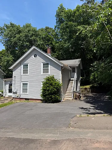 11 Hammond St Photo 1