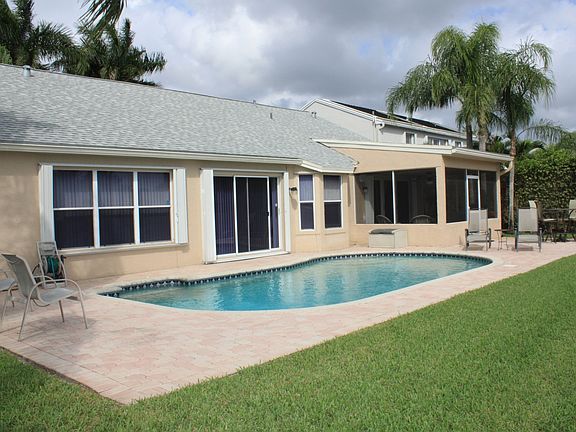 2nd image of 10160 Grove Ln