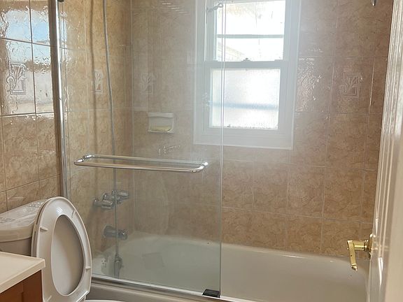 5th image of 1507 Estelle Ave Floor 2