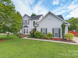 13329 Salvo Dr, Matthews, NC 28105