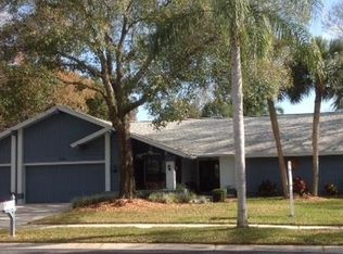 3161 Edgemoor Dr, Palm Harbor, FL 34685