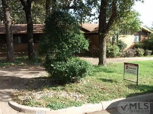 6001 Truman Dr, Fort Worth, TX 76112