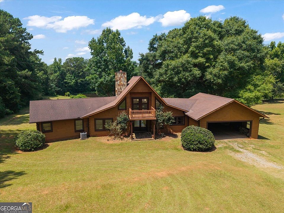 1st image of 855 Gilbert Rd