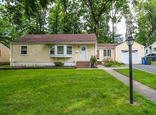 26 Valley Rd, Colonia, NJ 07067