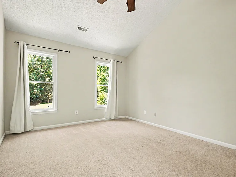 8630 Morgan Run Ct — Photo 16
