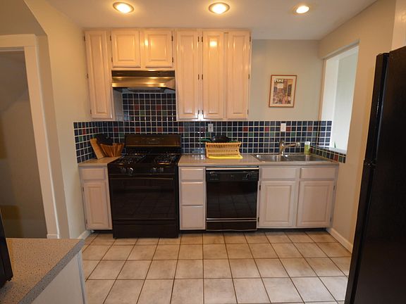5th image of 527 N Gilpin St