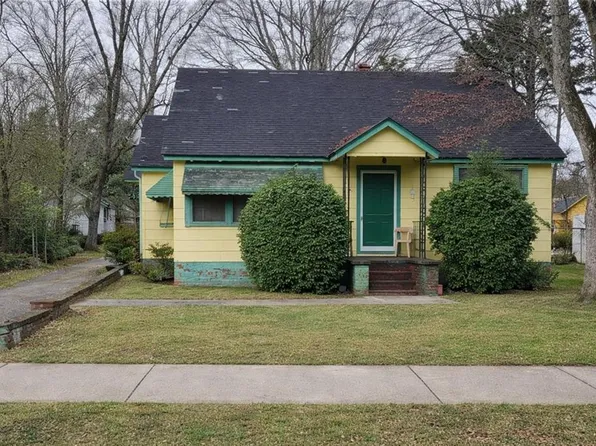 607 N Hill St, Griffin, GA 30223