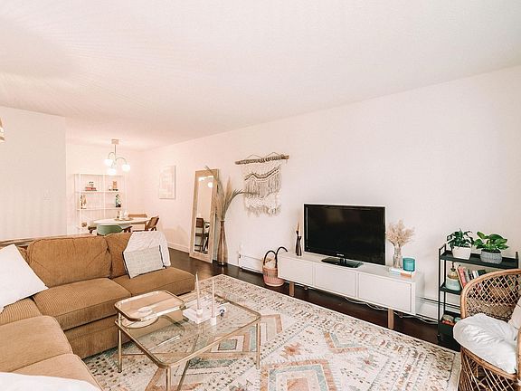 3rd image of 620 8th Ave #302