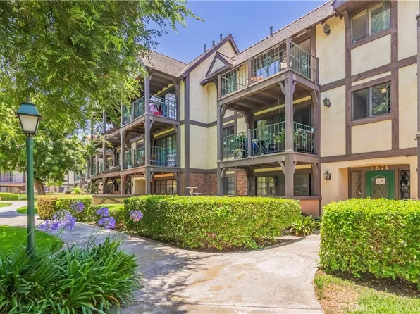 3671 S Bear St Unit B, Santa Ana, CA 92704