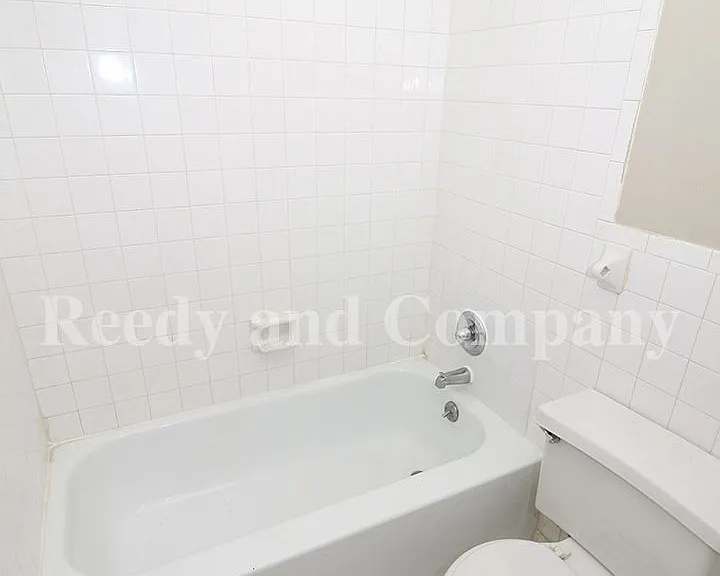3385 Barbwood Dr — Photo 16