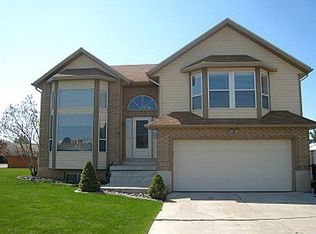 2105 W 5200 S, Roy, UT 84067