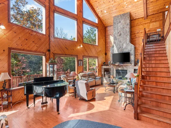570 Duck Gap Rd, Blairsville, GA 30512
