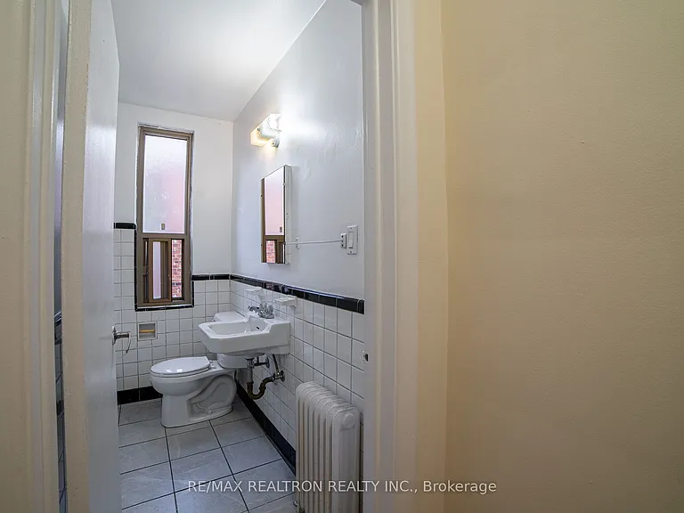 2309 Lake Shore Blvd W #407 — Photo 10