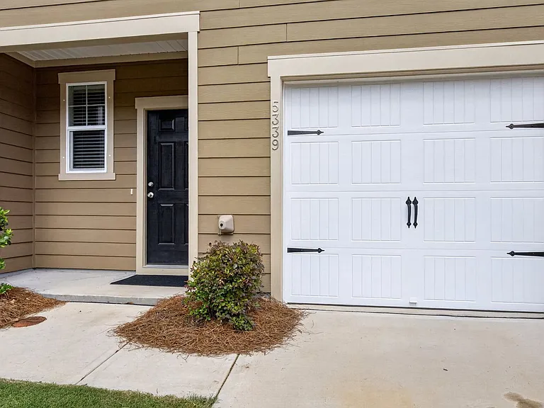 5339 Cardinal Crest Blf — Photo 2