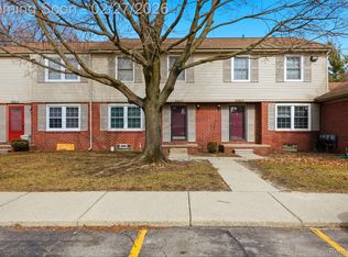 24762 Bashian Dr, Novi, MI 48375