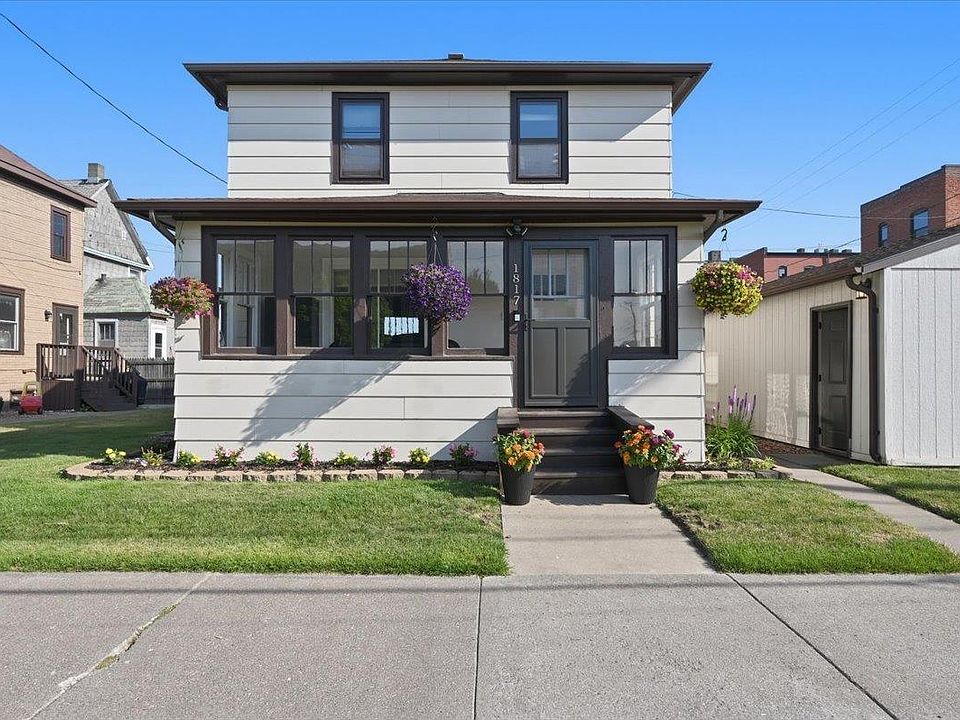 1st image of 1817 N 16th St