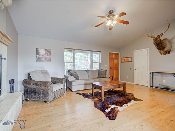 5th image of 343 E Tobiano Trl