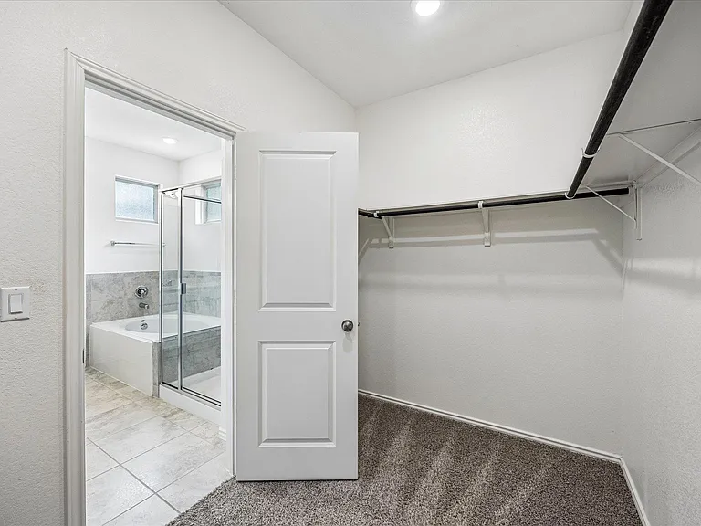 10303 Buster Dr — Photo 17